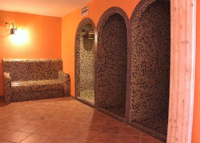 Хотел парк панорама 4*